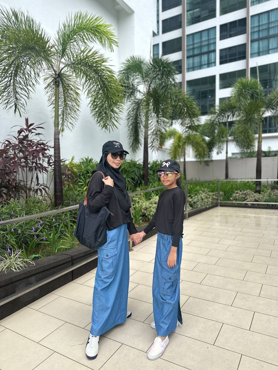 black pair 4 (KIDS) BREE BASIC TOP - BLACK - Image 3