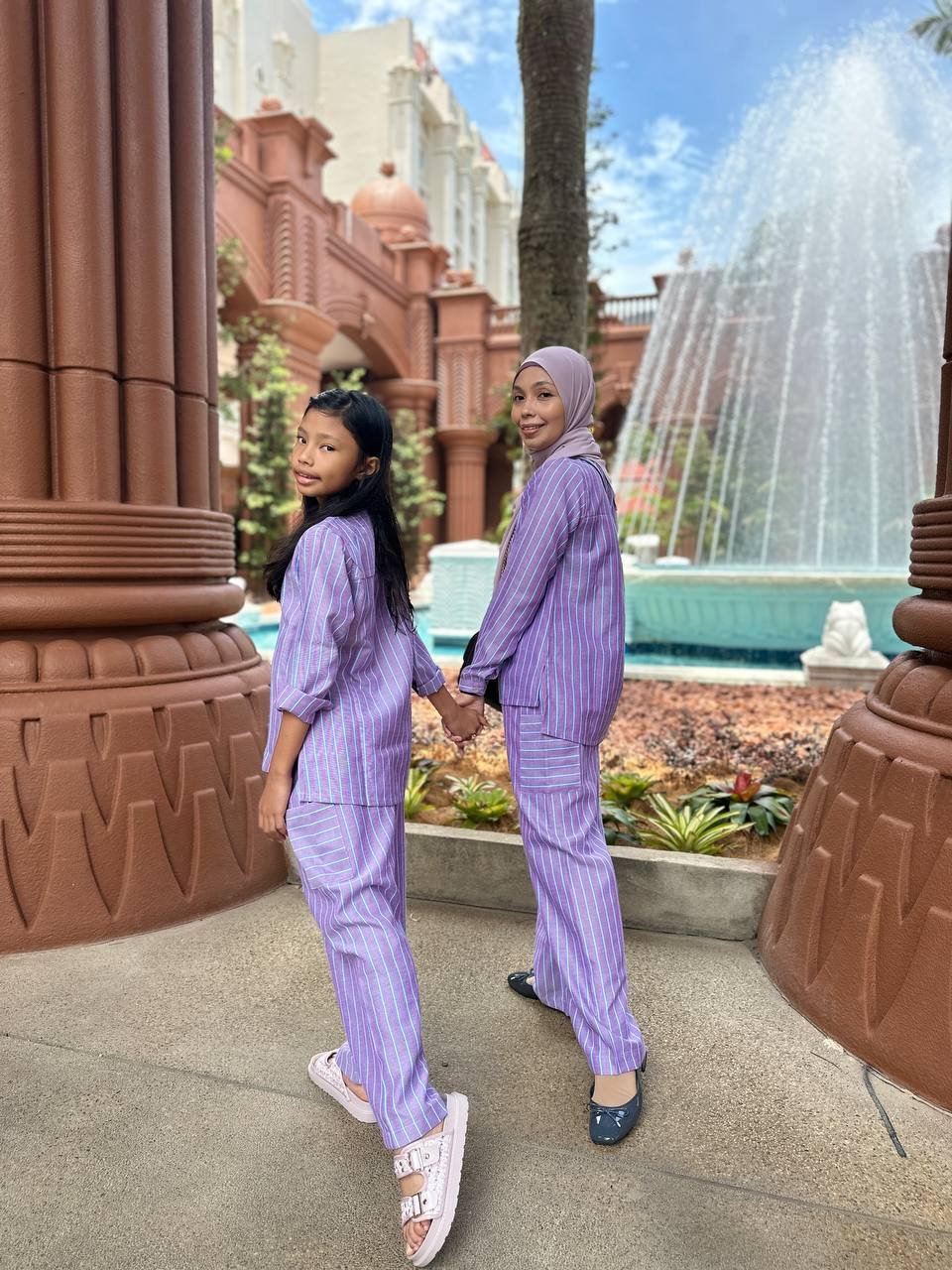 purp pair 4 (ADULT) DAPHNE TOP & PANTS -PURPLE - Image 5