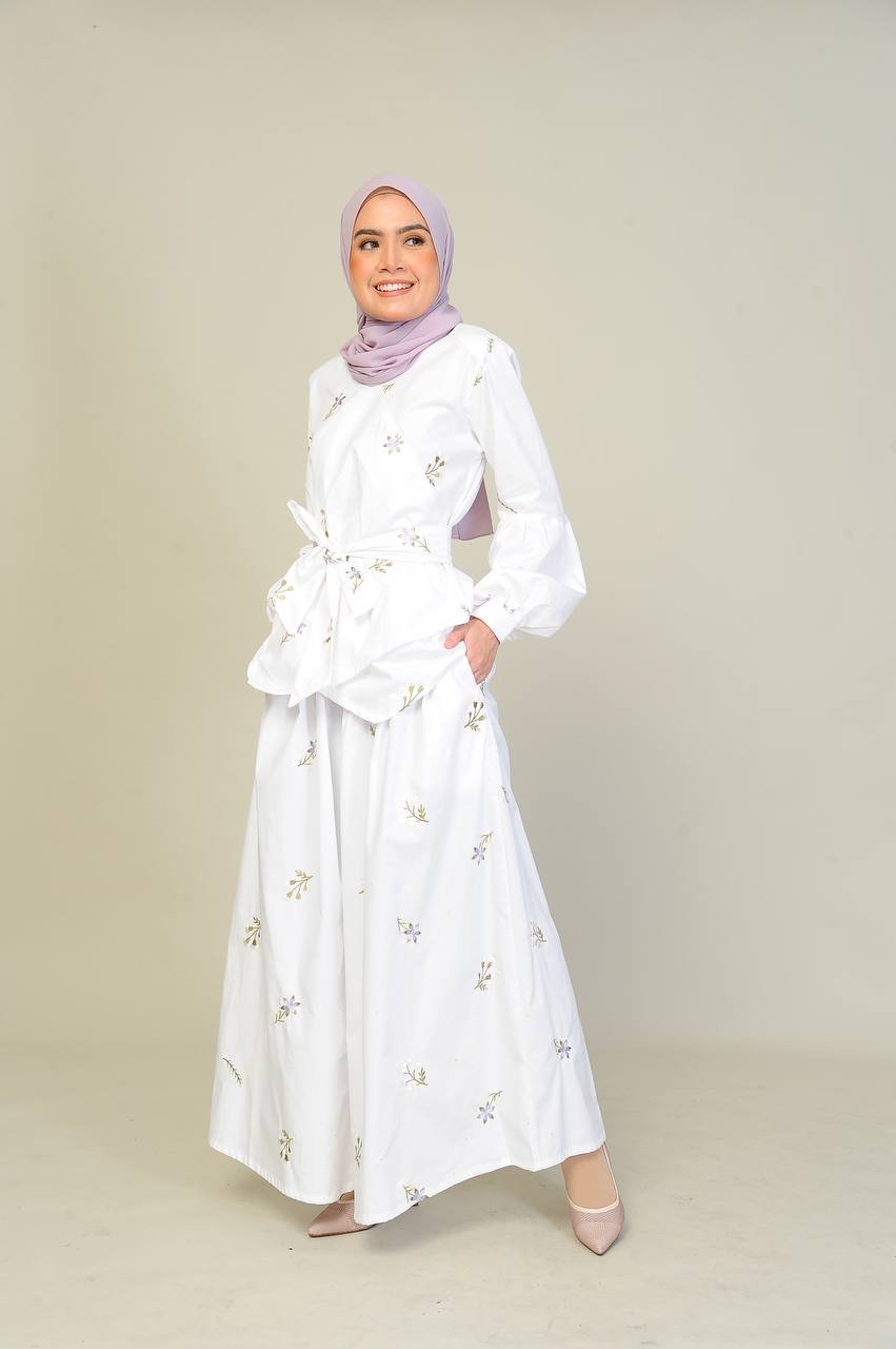 white mom 2 (ADULT) ELENORE TOP & SKIRT -WHITE - Image 1