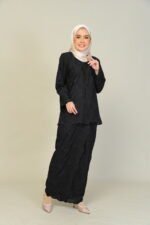 (ADULT) ANGGUN EMBROIDERED KURUNG -BLACK - Image 2
