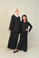 (KIDS) ANGGUN EMBROIDERED KURUNG -BLACK