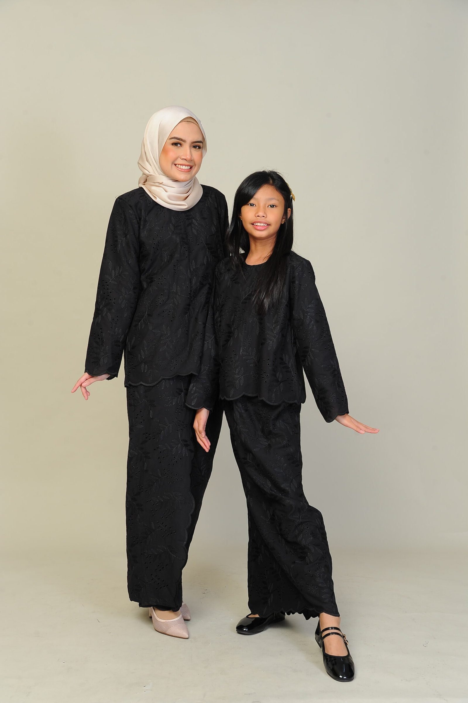 black pair 4 (ADULT) ANGGUN EMBROIDERED KURUNG -BLACK - Image 7