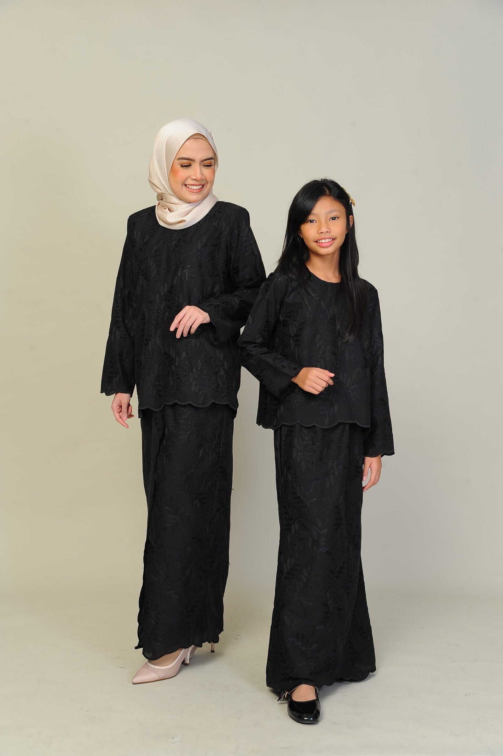 black pair 5 (ADULT) ANGGUN EMBROIDERED KURUNG -BLACK - Image 8