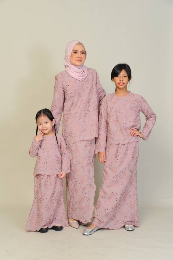 (ADULT) ANGGUN EMBROIDERED KURUNG -DUSTY PINK