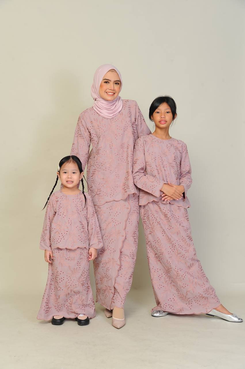 purp family (KIDS) ANGGUN EMBROIDERED KURUNG -DUSTY PINK - Image 9