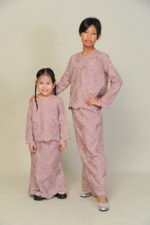 (KIDS) ANGGUN EMBROIDERED KURUNG -DUSTY PINK - Image 4