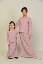 (KIDS) ANGGUN EMBROIDERED KURUNG -DUSTY PINK - Image 3