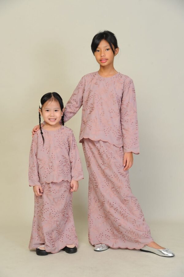 (KIDS) ANGGUN EMBROIDERED KURUNG -DUSTY PINK