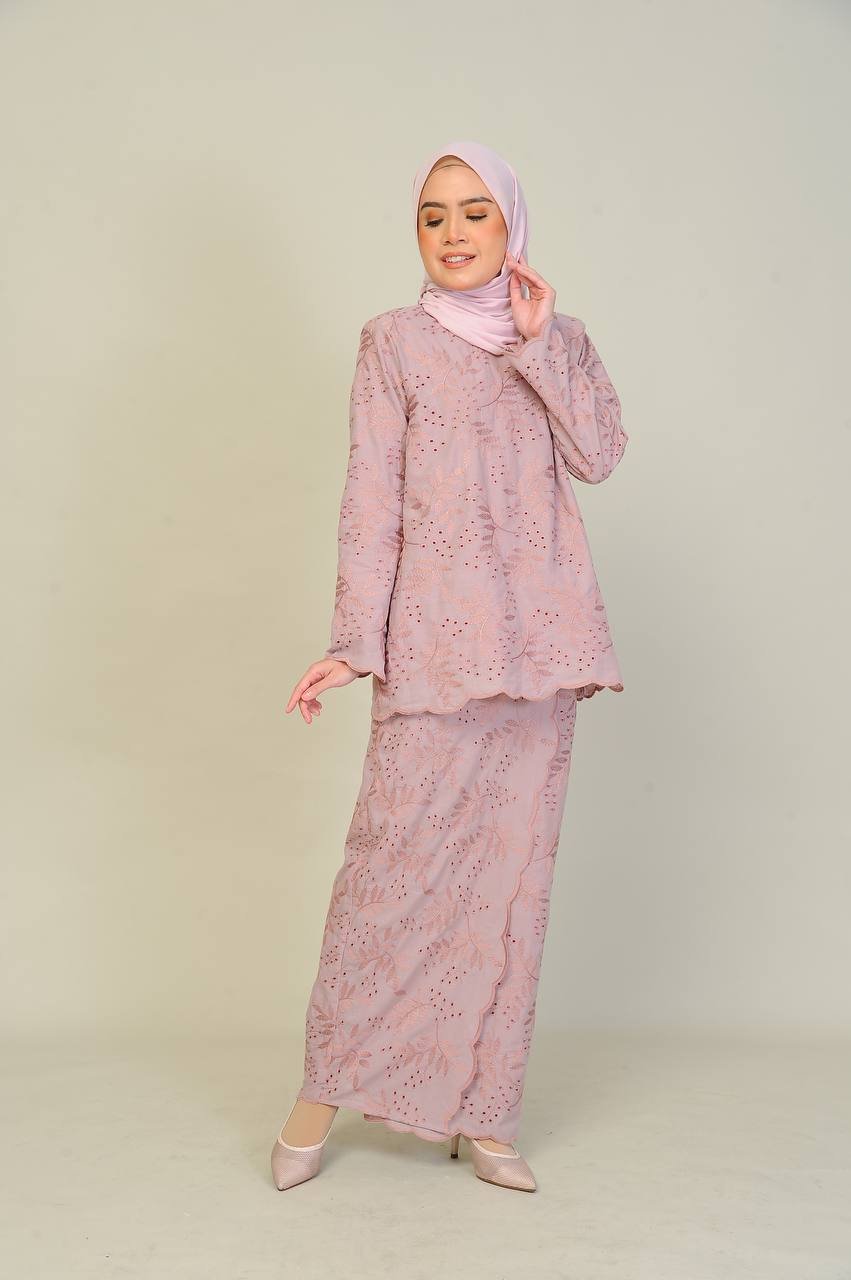 purp mom 2 (ADULT) ANGGUN EMBROIDERED KURUNG -DUSTY PINK - Image 2