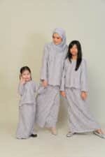 (KIDS) ANGGUN EMBROIDERED KURUNG -GREY - Image 10