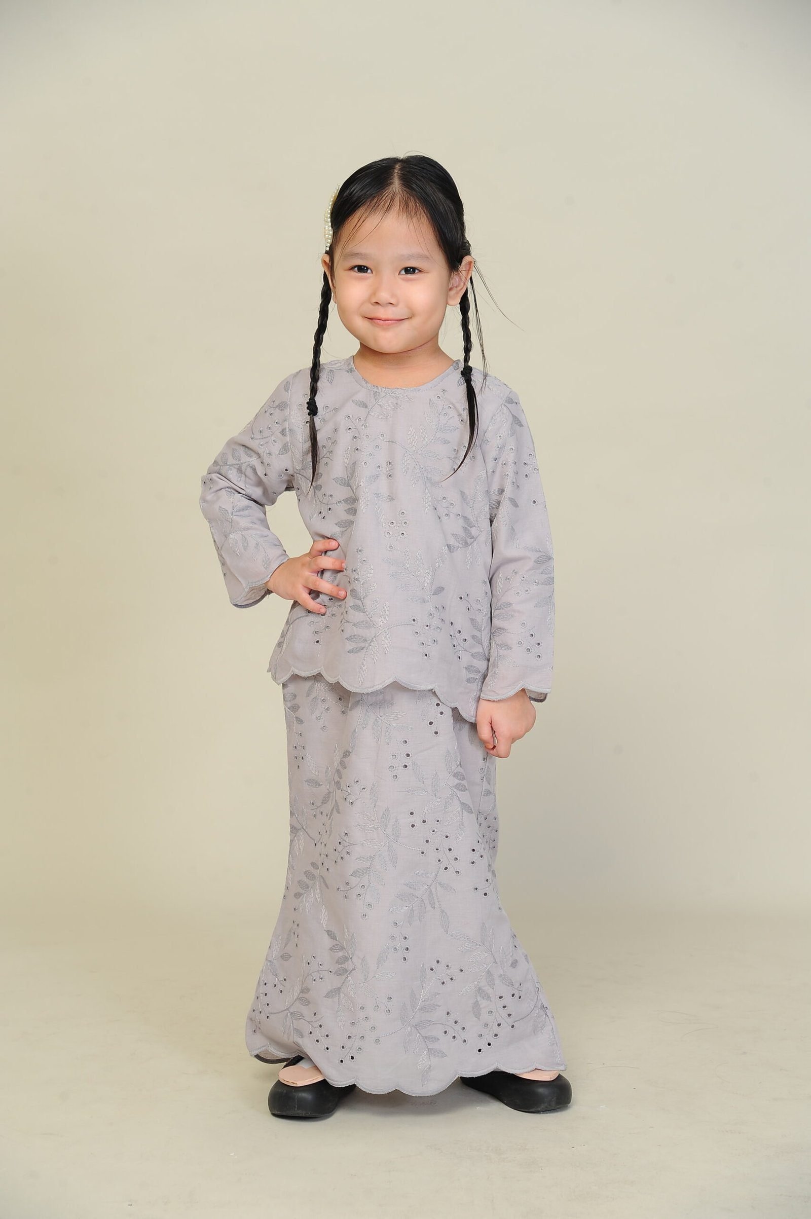 silver kids 12 (KIDS) ANGGUN EMBROIDERED KURUNG -GREY - Image 3