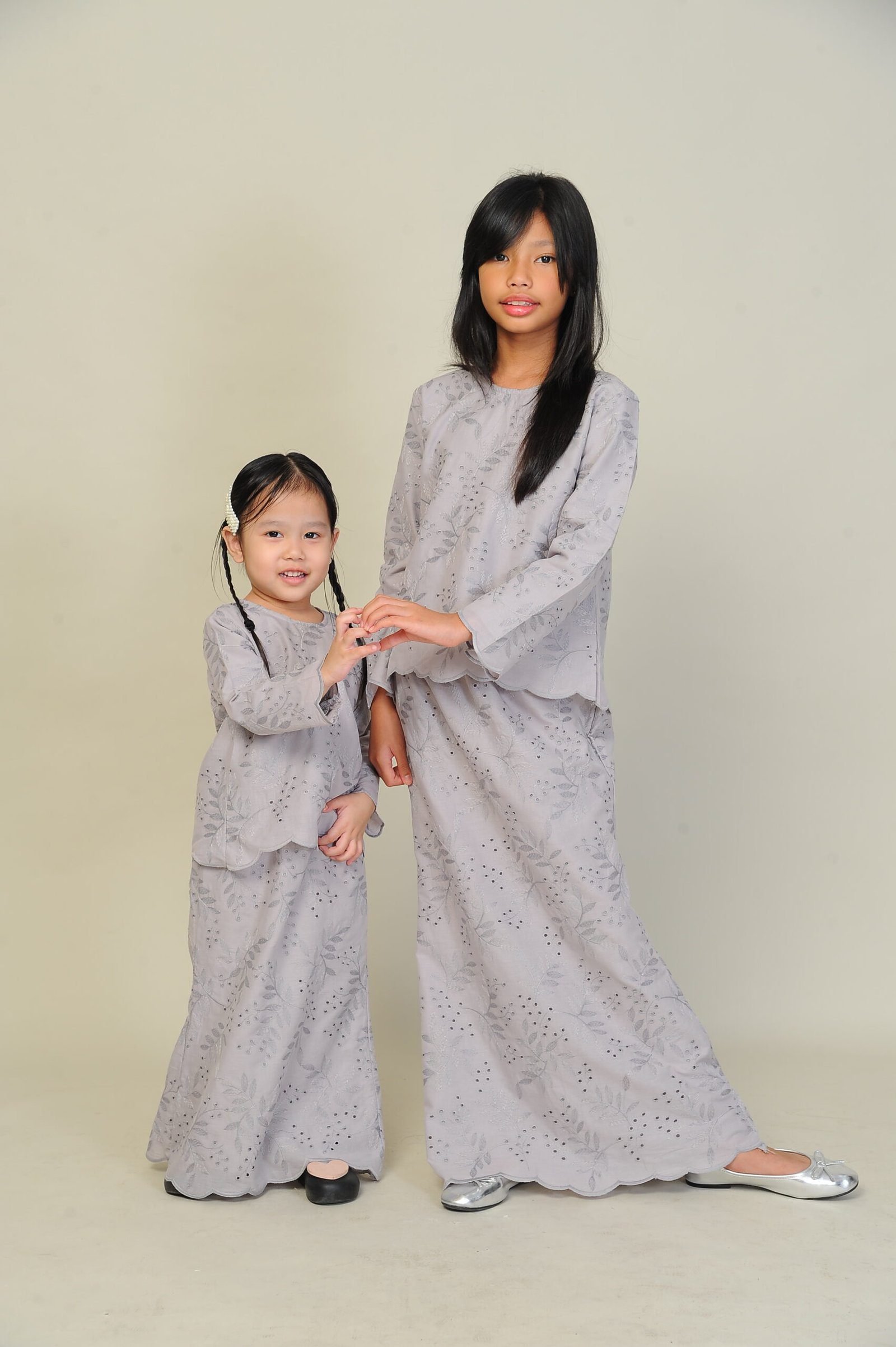silver kids 3 (KIDS) ANGGUN EMBROIDERED KURUNG -GREY - Image 7