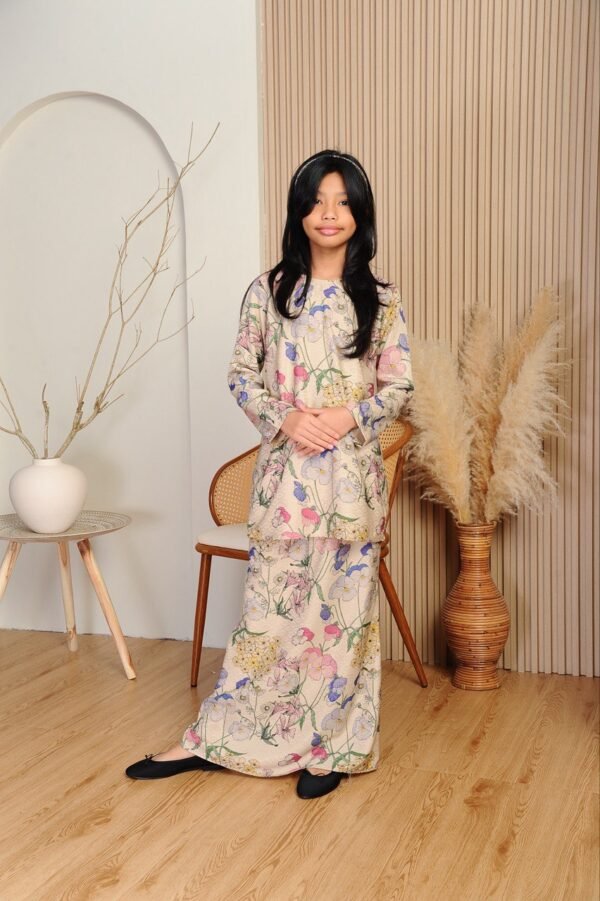 (KIDS) EDORA KURUNG -CREAM