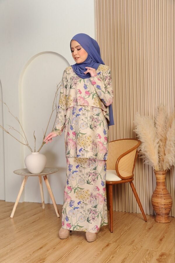 (ADULT) EDORA KURUNG -CREAM