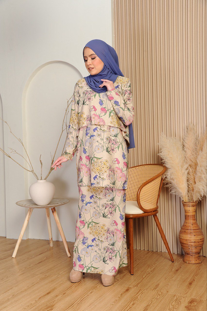 Cream Mom 4 (ADULT) EDORA KURUNG -CREAM - Image 2