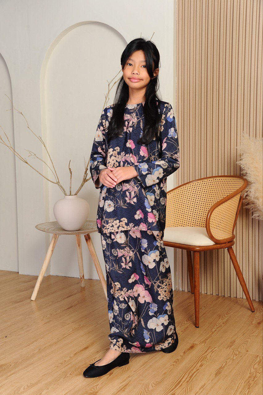 Navy Kids 2 (KIDS) EDORA KURUNG -NAVY BLUE - Image 2