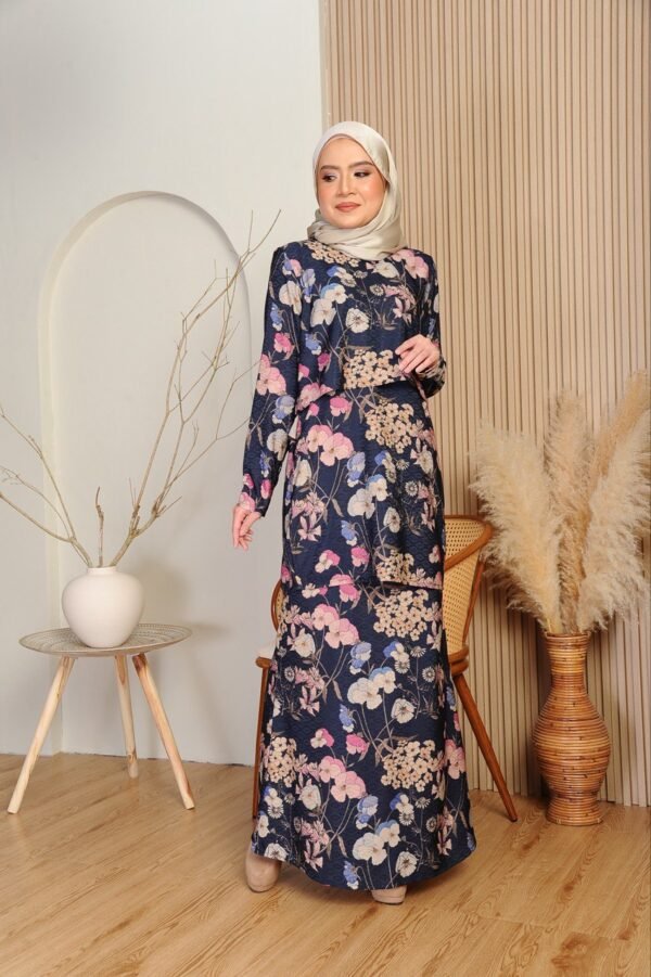 (ADULT) EDORA KURUNG -NAVY BLUE