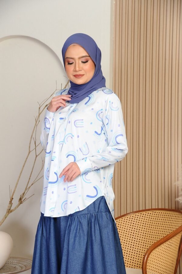 (ADULT) AAILA TOP -SOFT BLUE