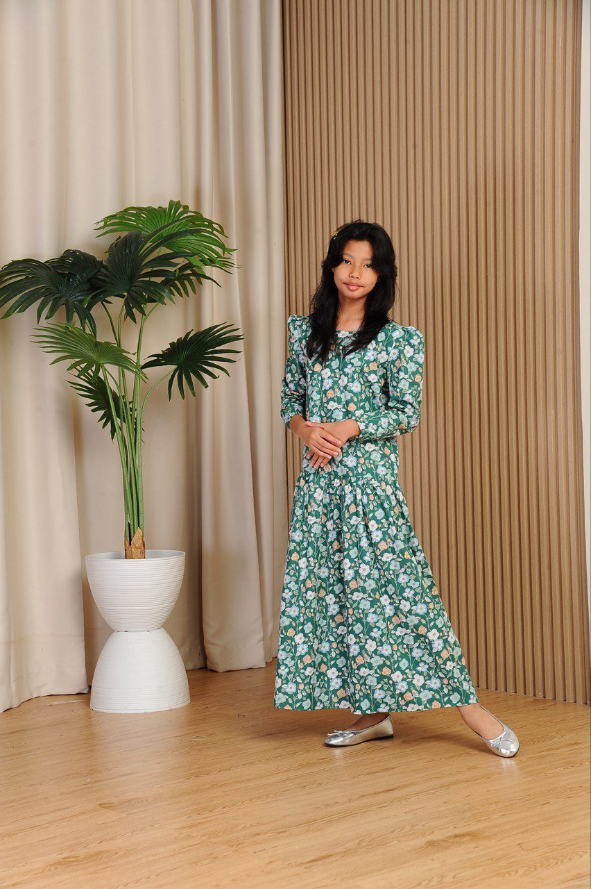 green kids 2 (KIDS) ELLIE DRESS -GREEN - Image 1