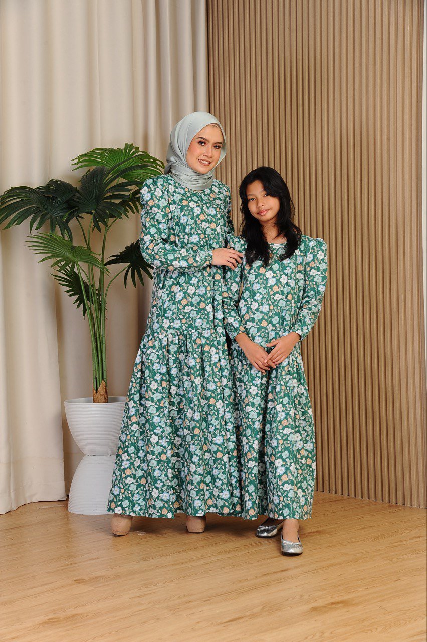 green pair 3 (ADULT) ELLIE DRESS -GREEN - Image 6
