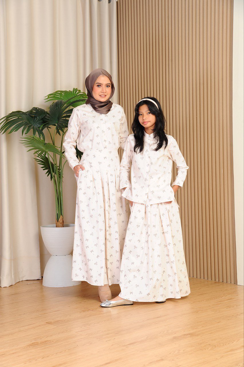 cream pair 2 (KIDS) ALANA COQUETTE TOP & SKIRT -CREAM - Image 5