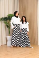 (KIDS) ELINDA POLKA TOP & SKIRT -BLACK - Image 5