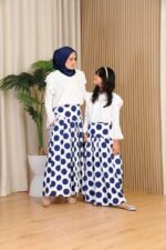 (KIDS) ELINDA POLKA TOP & SKIRT -BLUE - Image 4