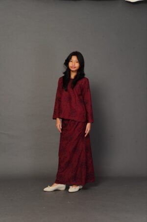 (KIDS) ANGGUN EMBROIDERED KURUNG -BURGUNDY
