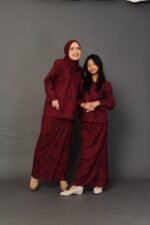 (KIDS) ANGGUN EMBROIDERED KURUNG -BURGUNDY