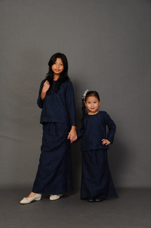 (KIDS) ANGGUN EMBROIDERED KURUNG -DARK NAVY