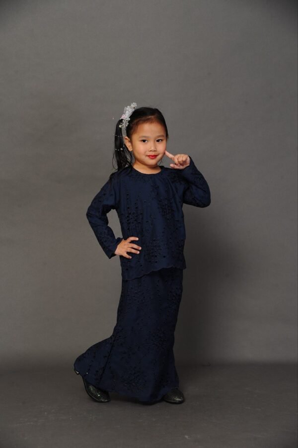 (KIDS) ANGGUN EMBROIDERED KURUNG -DARK NAVY