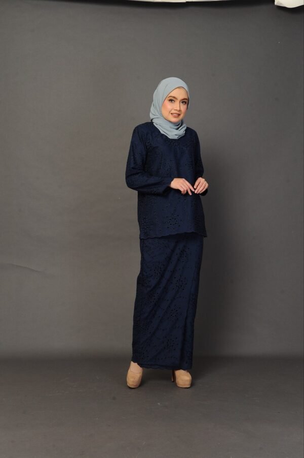 (ADULT) ANGGUN EMBROIDERED KURUNG -DARK NAVY