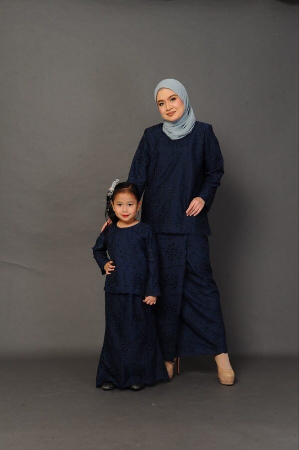 (ADULT) ANGGUN EMBROIDERED KURUNG -DARK NAVY