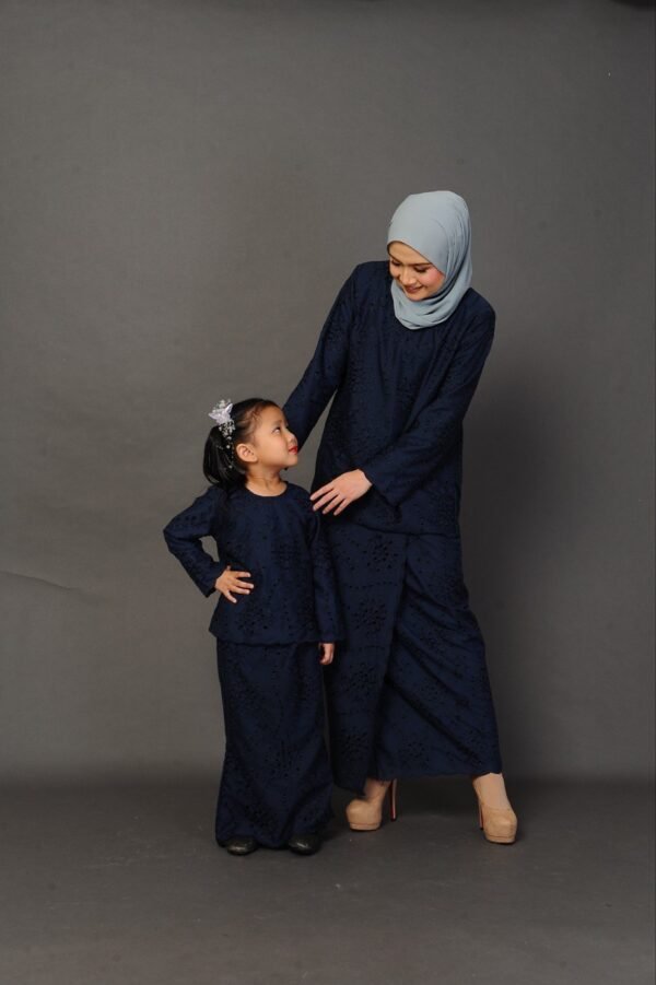 (ADULT) ANGGUN EMBROIDERED KURUNG -DARK NAVY