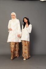 (KIDS) SURI EMBROIDERED KEBARUNG -OFF WHITE
