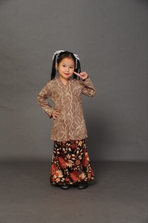 taupe brown kids 2