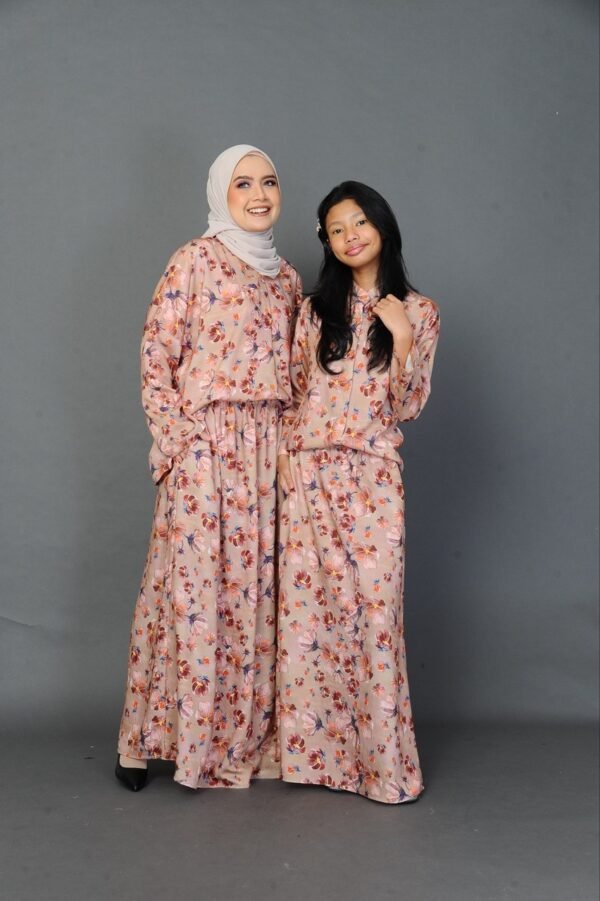 (ADULT) NELLY TOP & SKIRT -SANDY BROWN BLOOM