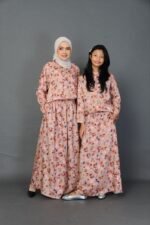 (ADULT) NELLY TOP & SKIRT -SANDY BROWN BLOOM